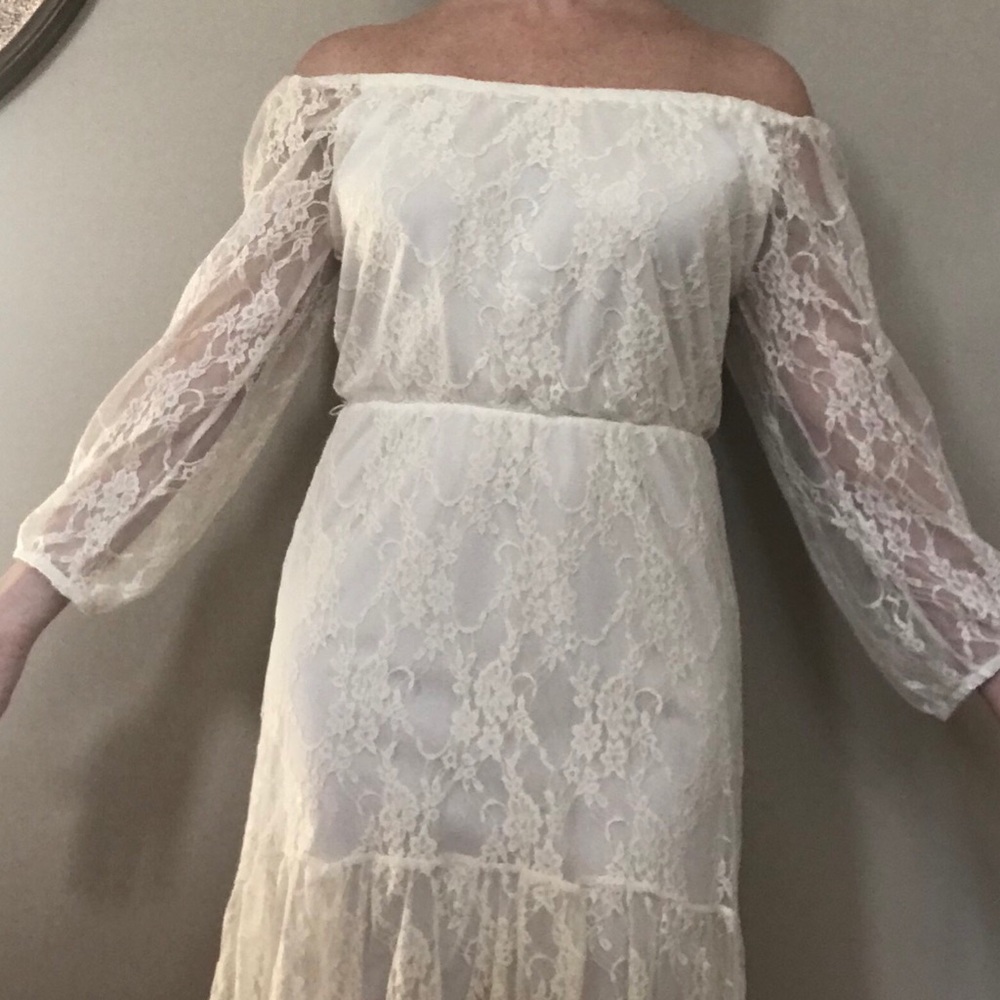 Overlay lay lace dress
